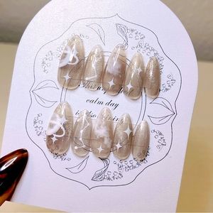Nude star nail, acrylic and press on nails, fake nails,cat eye nail